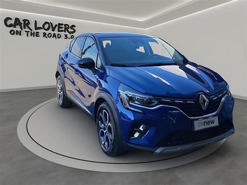 Begagnad Renault Captur Techno 101 HK (74 kW) 2023 Blå SUV