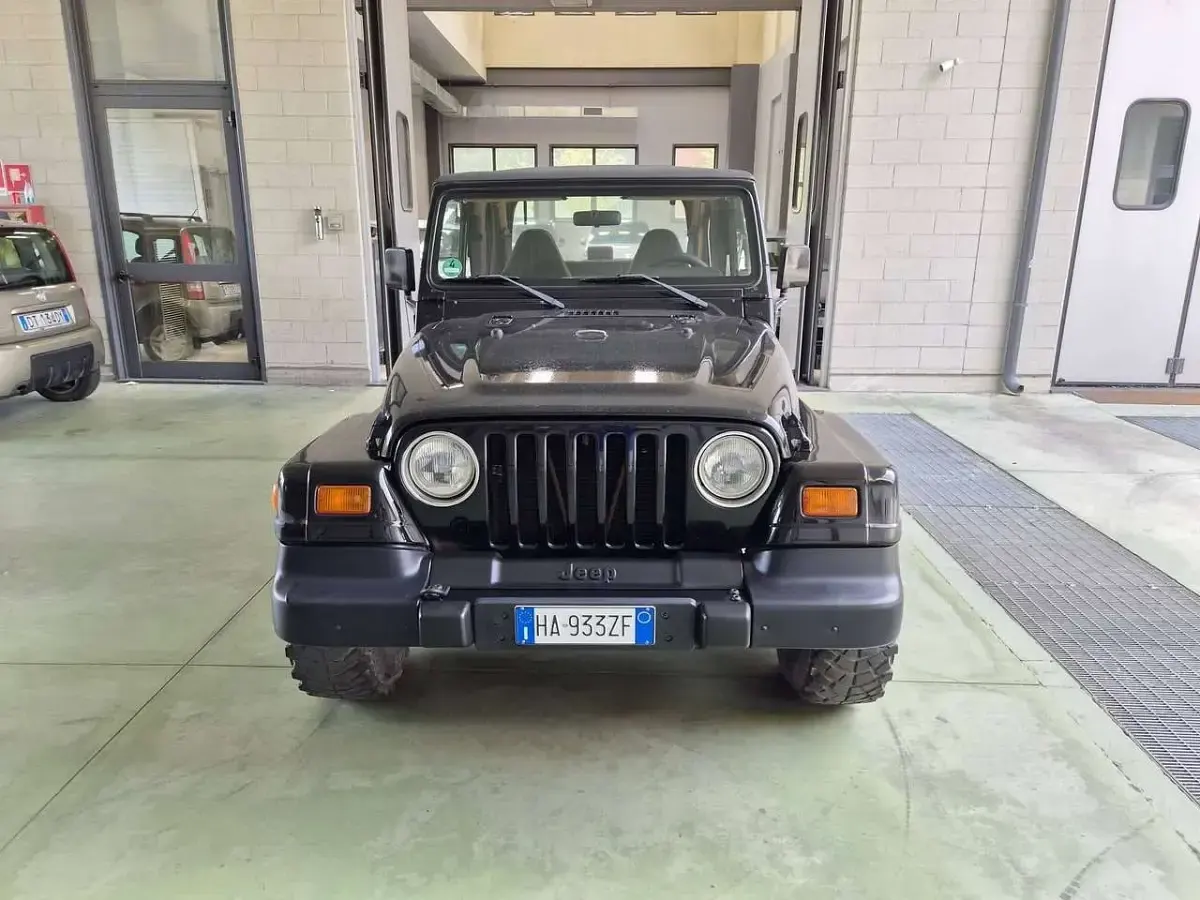 Usata Jeep Wrangler Sahara 177 CV (130 kW) 1999 Other SUV