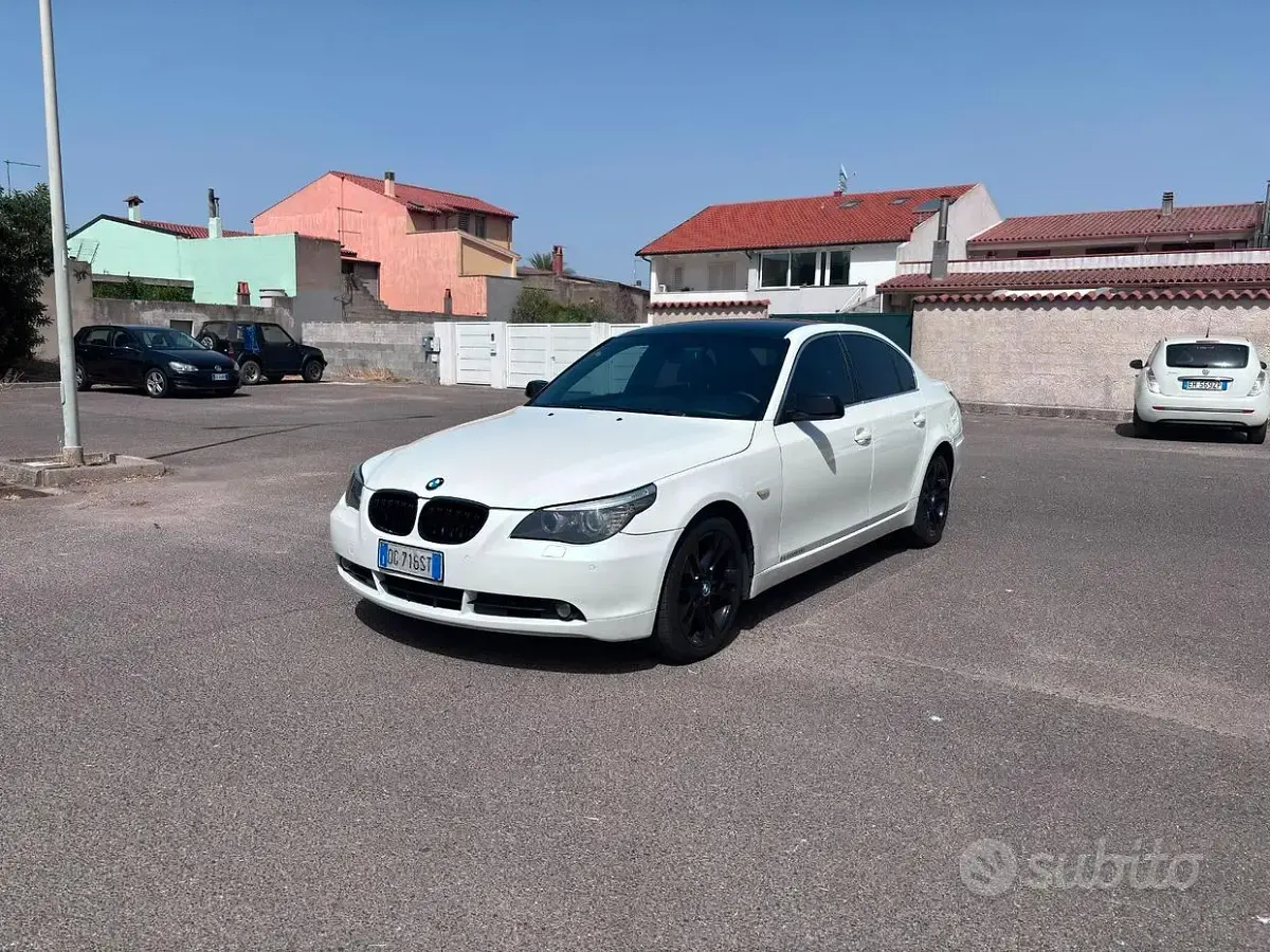 Usata BMW 530 Efficient Dynamics 290 CV (213 kW) 2008 Bianco Berlina