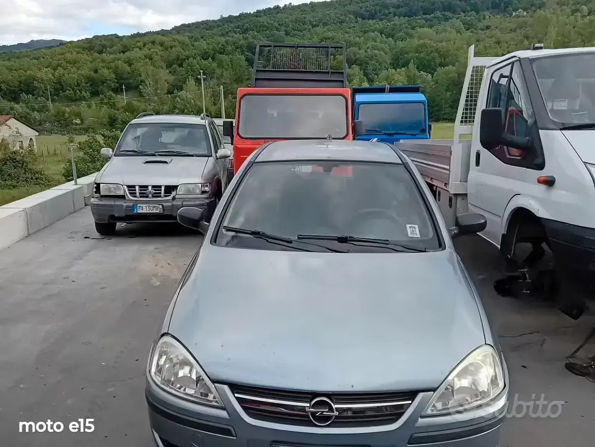 Usata Opel Corsa 45 CV (33 kW) 2001 Utilitaria