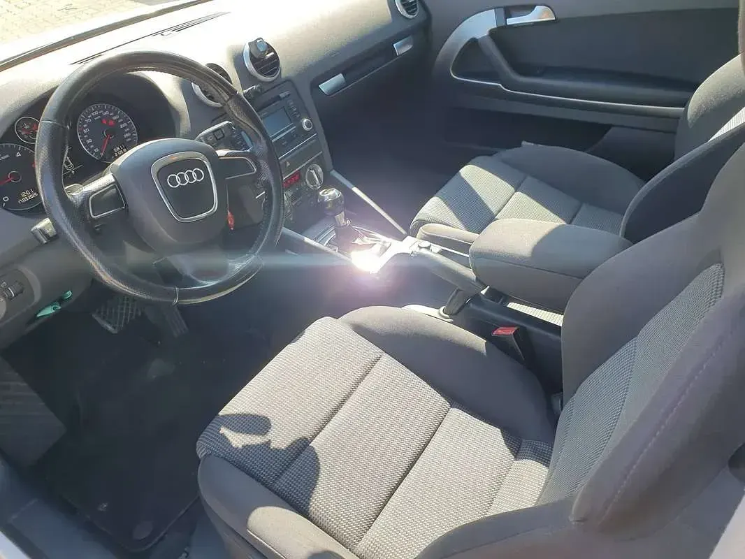 Usata Audi A3 Attraction 140 CV (102 kW) 2010 Bianco Utilitaria