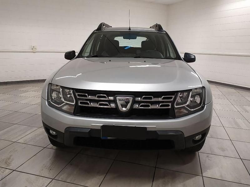 Usata Dacia Duster Lauréate 110 CV (80 kW) 2016 Grigio SUV