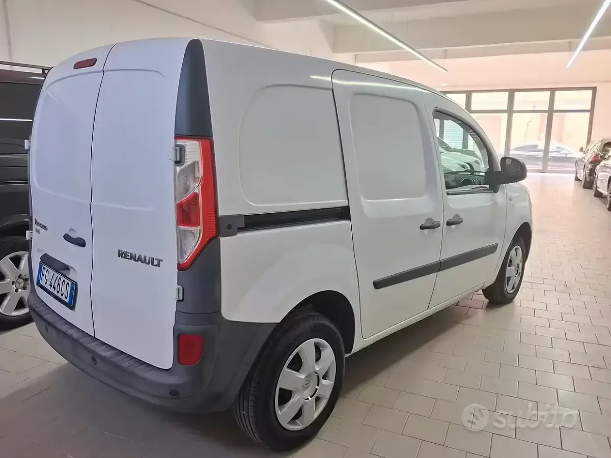 Usata Renault Kangoo 75 CV (55 kW) 2016 Bianco Monovolume