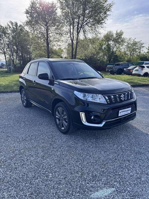 Usata Suzuki Vitara Cool 111 CV (81 kW) 2019 Nero SUV