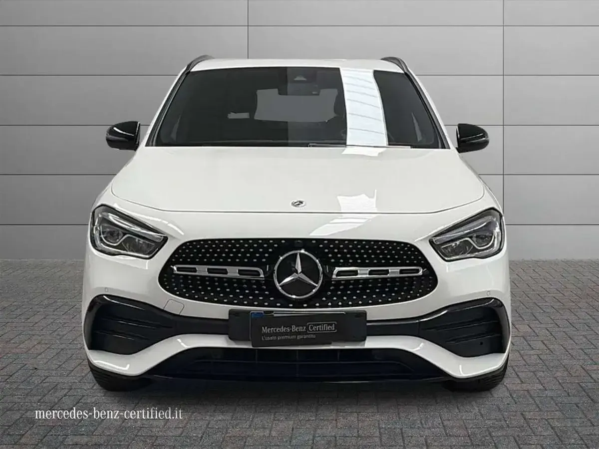 Usata Mercedes GLA180 Premium 136 CV (100 kW) 2021 Bianco SUV
