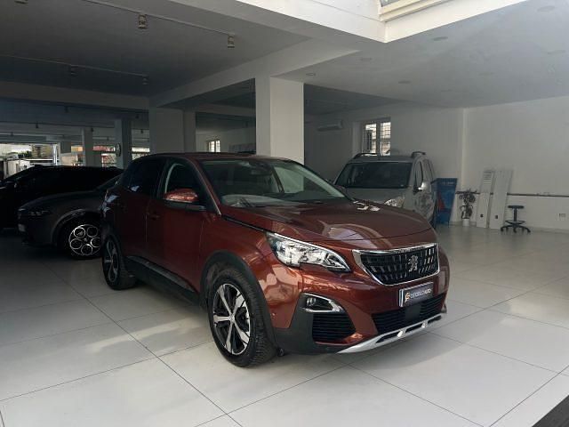 Usata Peugeot 3008 Allure 131 CV (96 kW) 2019 Bronzo metallizzato SUV