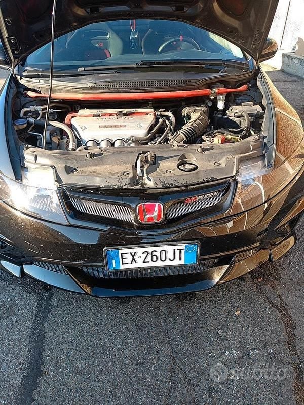 Usata Honda Civic Type R 201 CV (147 kW) 2008 Marrone Berlina