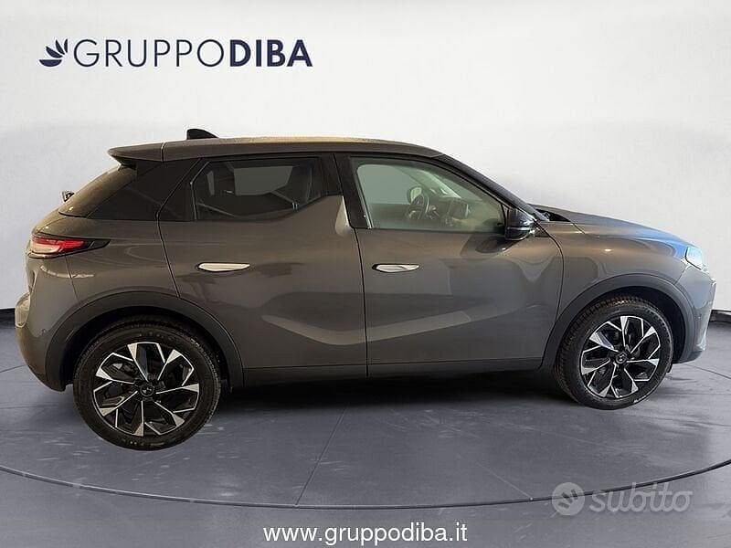 Usata DS Automobiles DS3 Opera 131 CV (96 kW) 2024 Grigio SUV