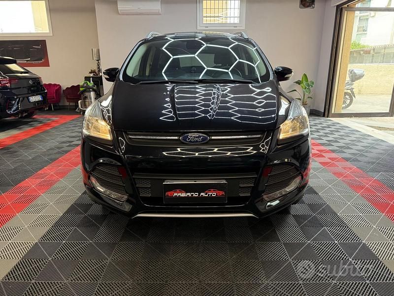 Occasion Ford Kuga 120 ch (88 kW) 2016 Noir SUV