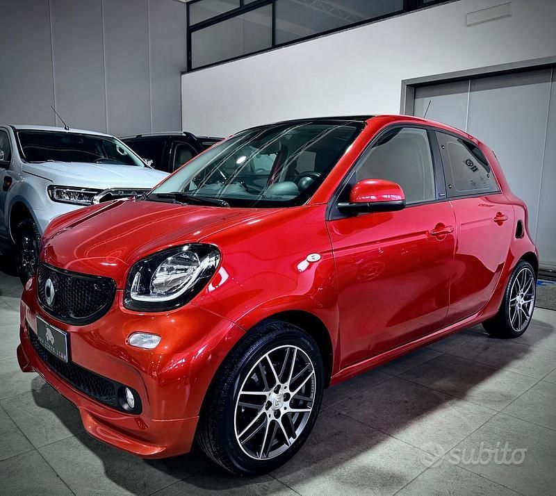 Usata Smart ForFour Brabus Xclusive 109 CV (80 kW) 2018 Rosso Utilitaria