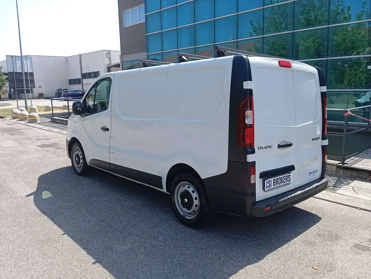 Usata Renault Trafic 121 CV (88 kW) 2019 Bianco Monovolume
