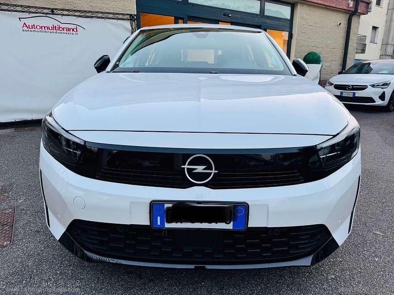 Usata Opel Corsa Edition 75 CV (55 kW) 2024 Bianco Utilitaria