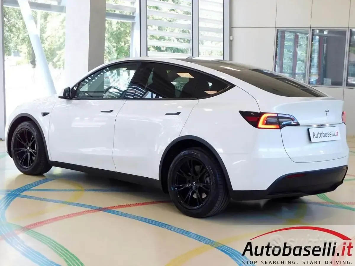 Usata Tesla Model Y 152 kW (208 CV) 2021 Bianco SUV
