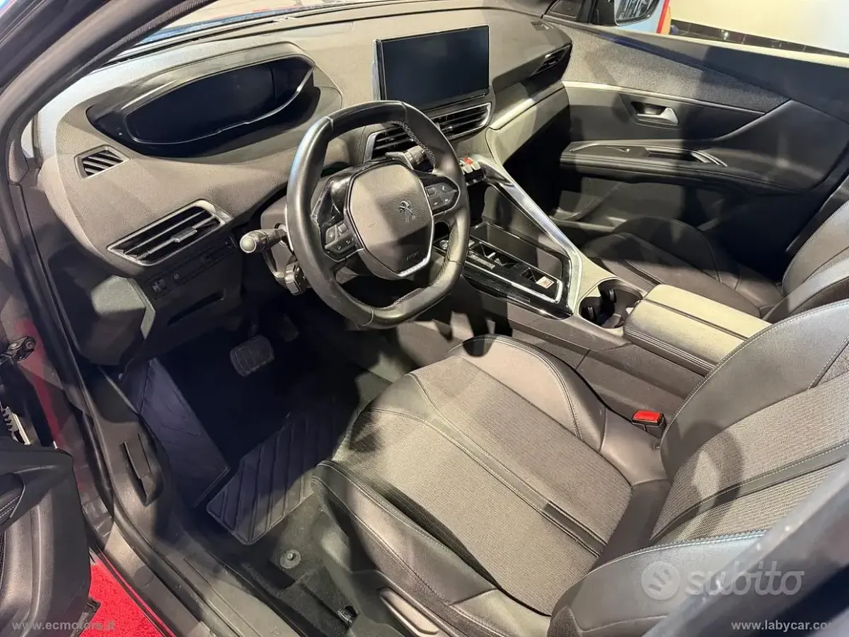 Usata Peugeot 3008 Allure 131 CV (96 kW) 2023 SUV