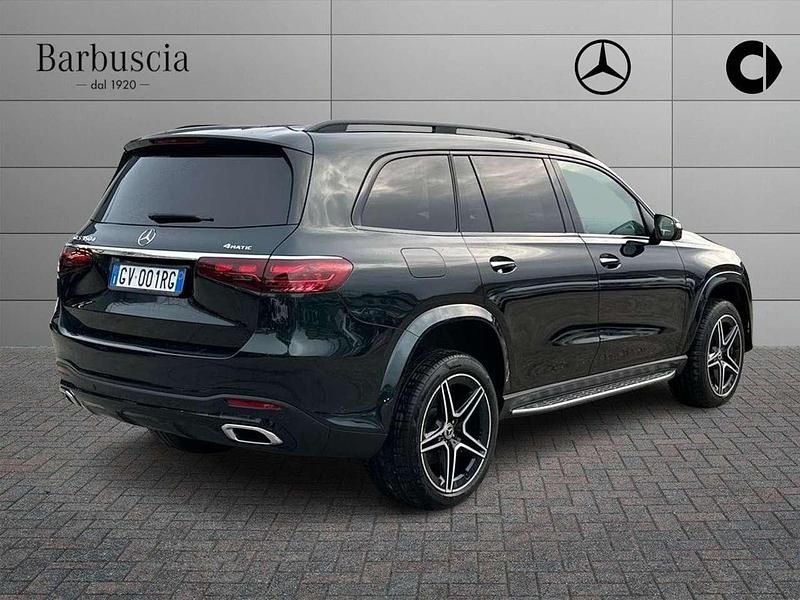 Usata Mercedes GLS350 Advanced Plus 313 CV (230 kW) 2024 Verde SUV