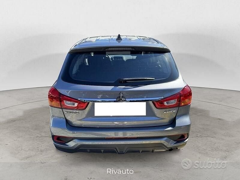 Usata Mitsubishi ASX Inform 117 CV (86 kW) 2019 Grigio SUV