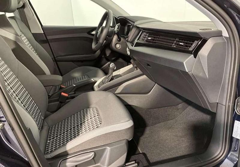 Usata Audi A1 Ambiente 116 CV (85 kW) 2019 Blu/azzurro Berlina