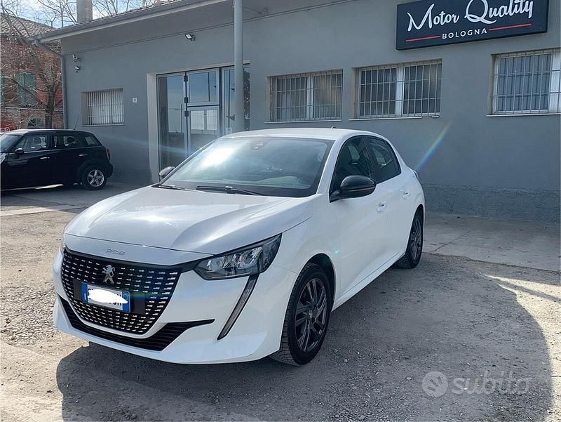 Usata Peugeot 208 Active 75 CV (55 kW) 2022 Bianco Utilitaria