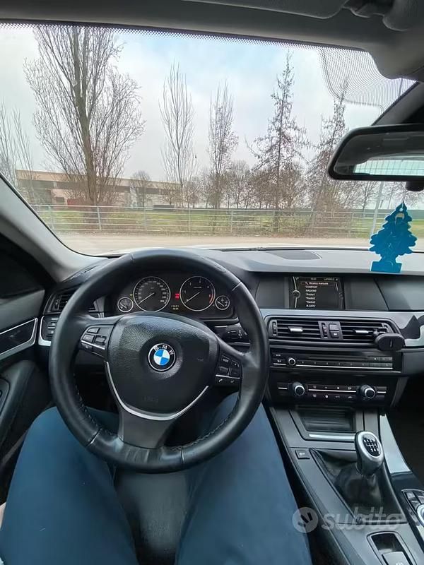 Usata BMW 520 Efficient Dynamics 184 CV (135 kW) 2011 Bianco Station wagon