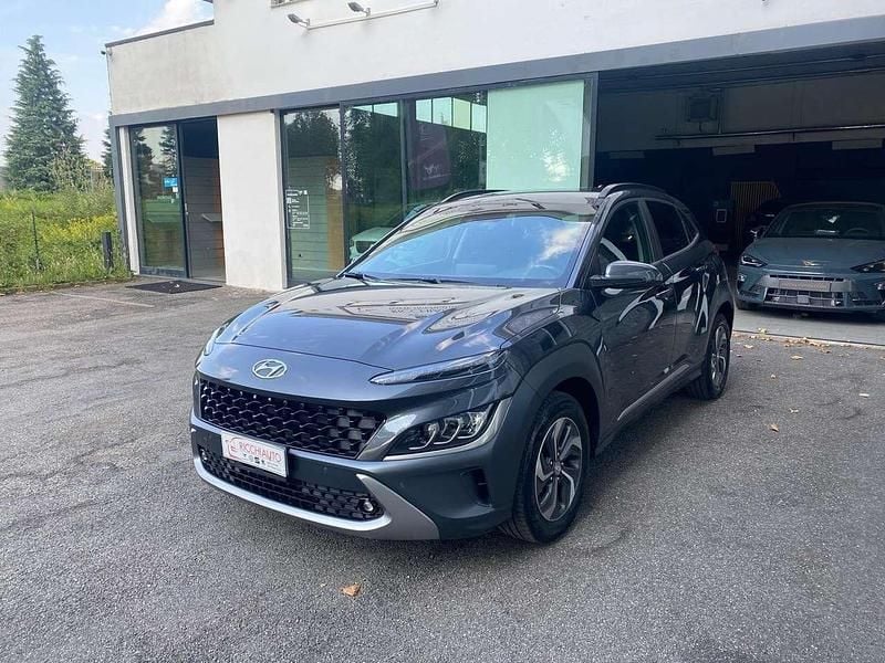 Usata Hyundai Kona 140 CV (102 kW) 2022 Grigio SUV