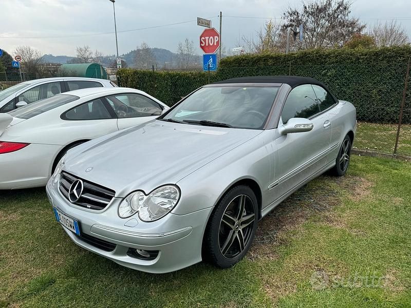 Usata Mercedes CLK200 163 CV (119 kW) 2006 Grigio Cabrio