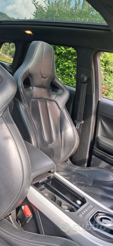 Usata Land Rover Range Rover evoque 241 CV (177 kW) 2012 Rosso SUV