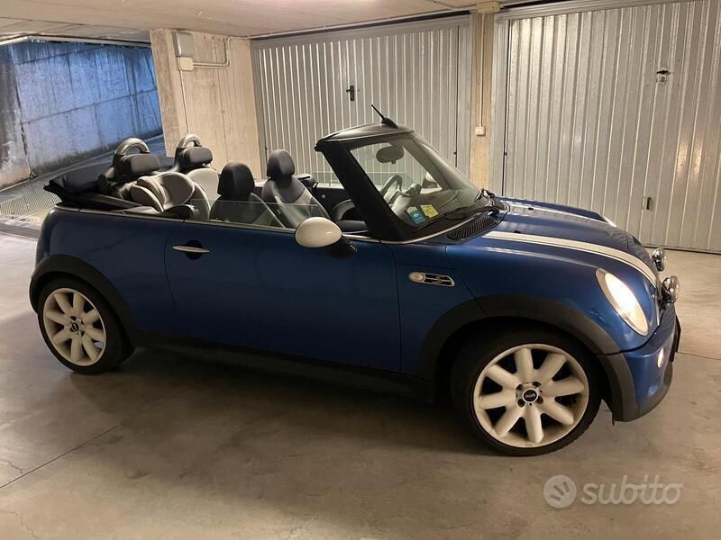 Usata Mini Cooper S Cabriolet 170 CV (125 kW) 2005 Blu Cabrio