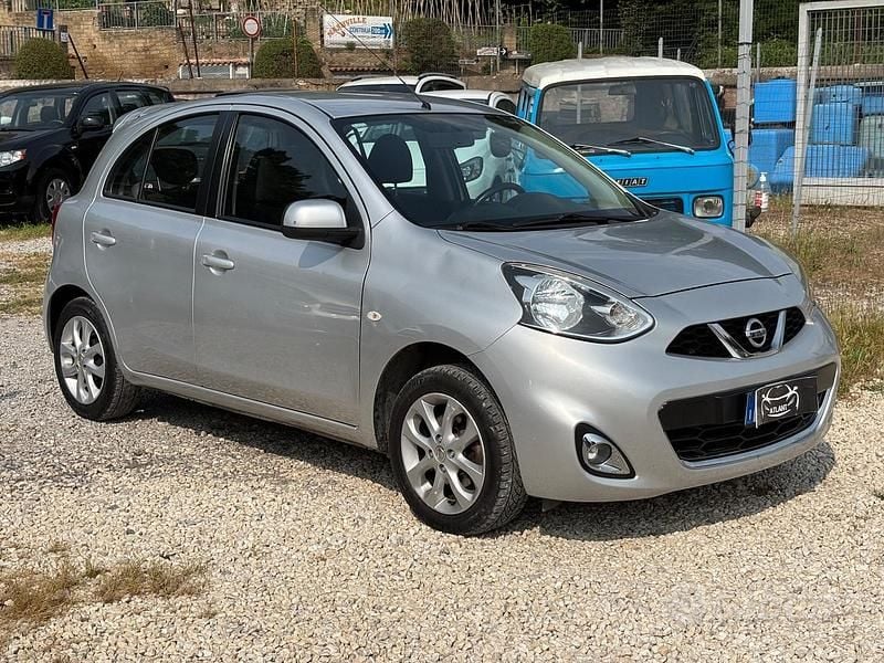 Usata Nissan Micra Acenta 80 CV (58 kW) 2016 Grigio Utilitaria