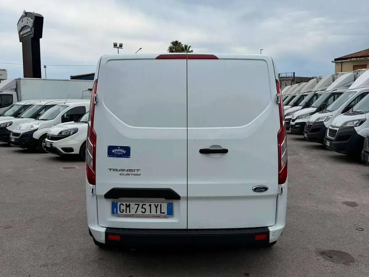 Usata Ford Transit Custom 131 CV (96 kW) 2023 Bianco Berlina