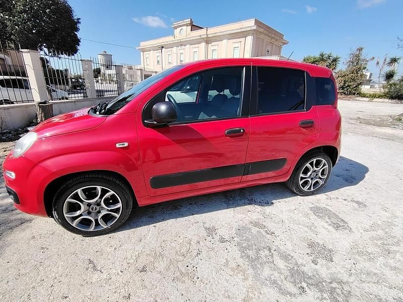 Usata Fiat Panda 80 CV (58 kW) 2018 Utilitaria