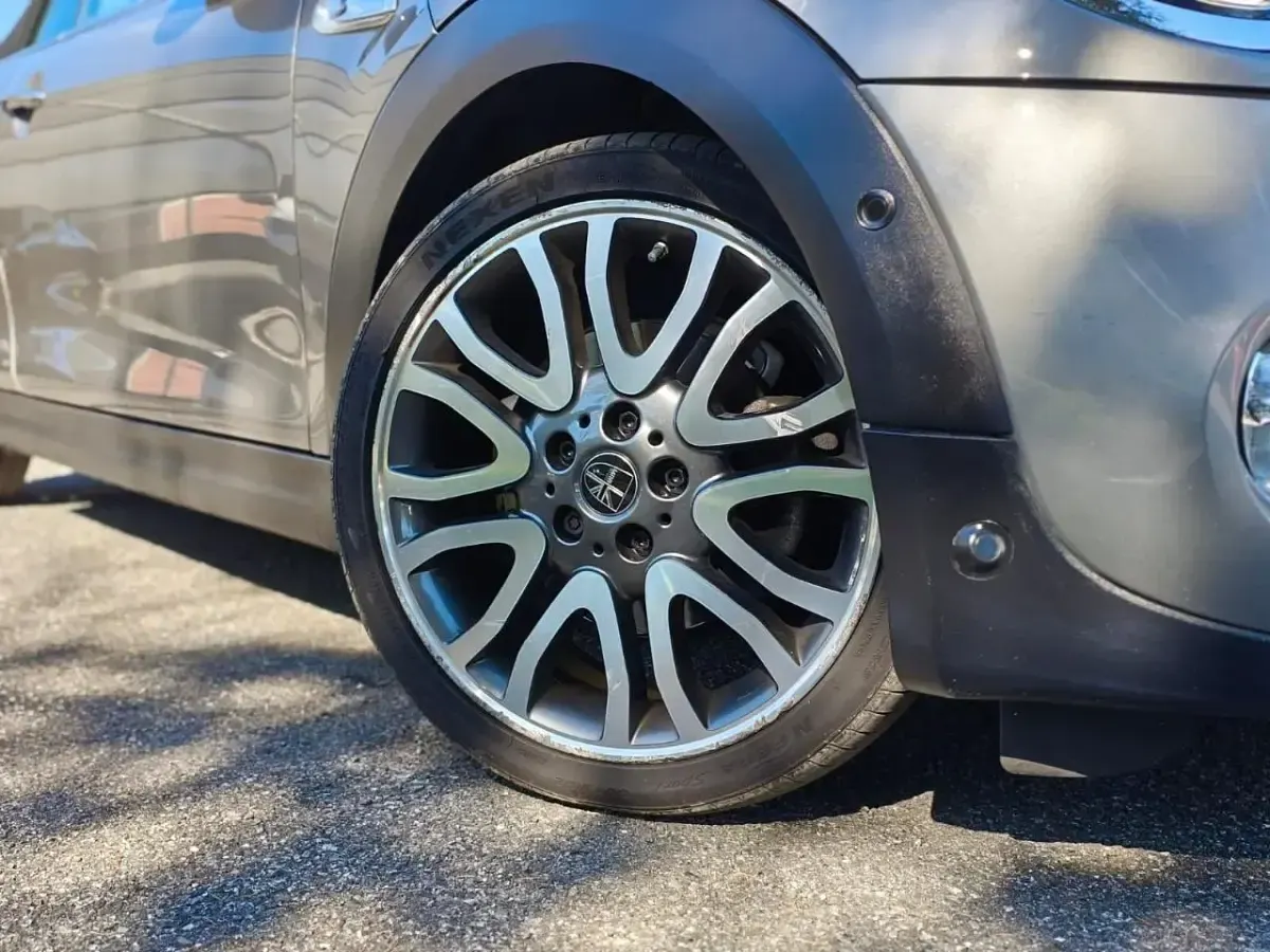 Usata Mini Cooper SD 170 CV (125 kW) 2019 Grigio Utilitaria