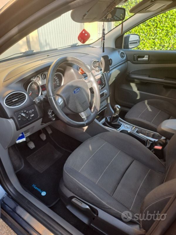 Usata Ford Focus 115 CV (84 kW) 2010 Berlina