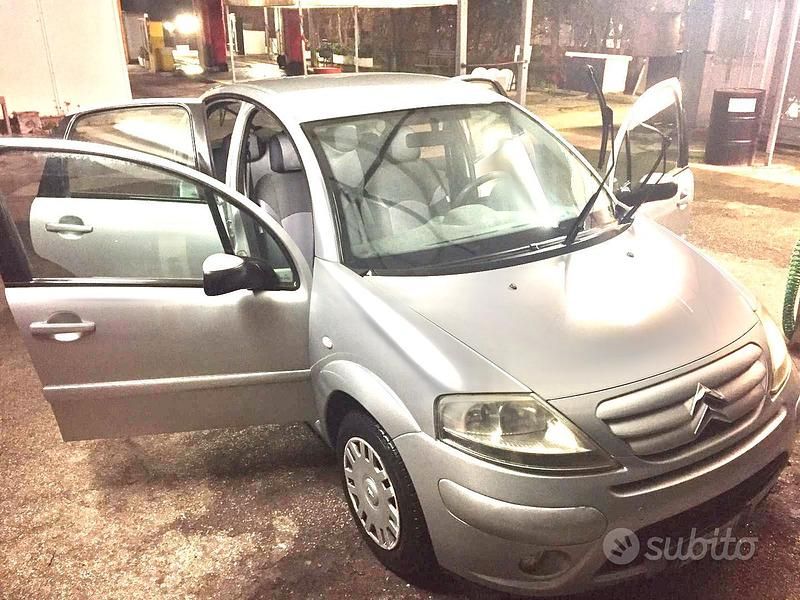 Usata Citroën C3 60 CV (44 kW) 2004 Grigio Utilitaria