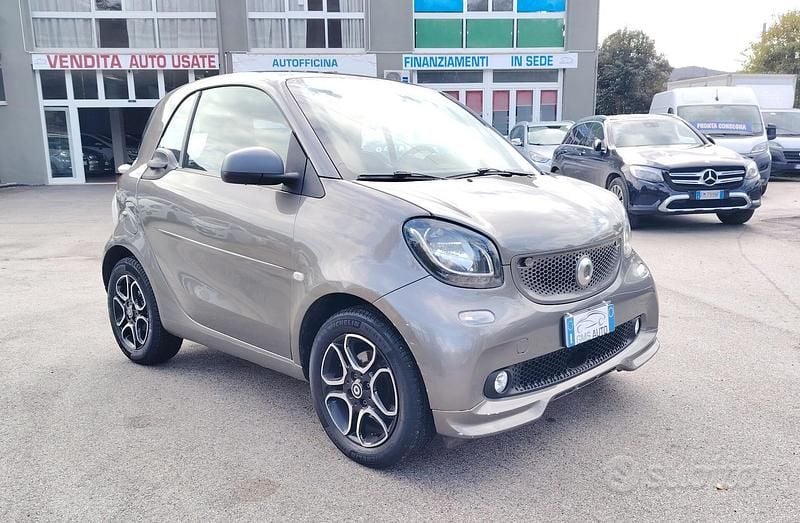 Usata Smart ForTwo Coupé Prime 71 CV (52 kW) 2018 Grigio Coupé