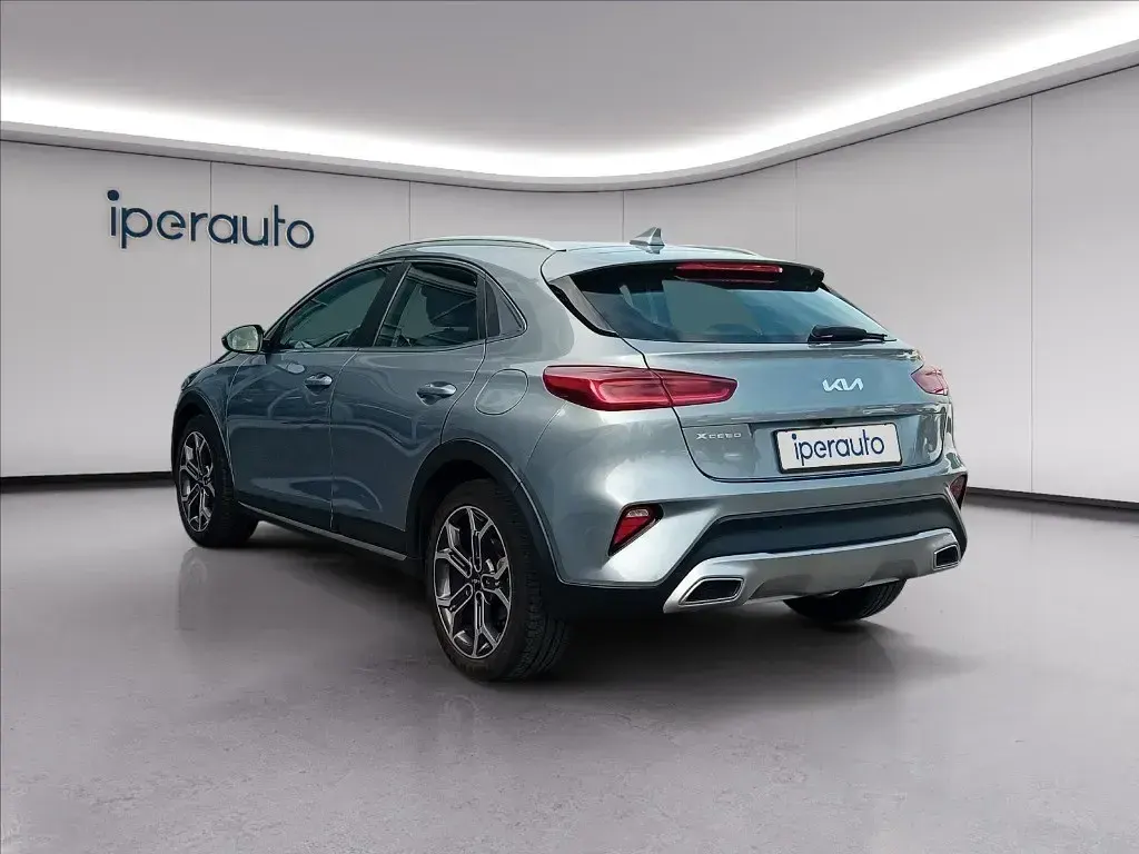 Usata Kia XCeed 160 CV (117 kW) 2022 Grigia SUV