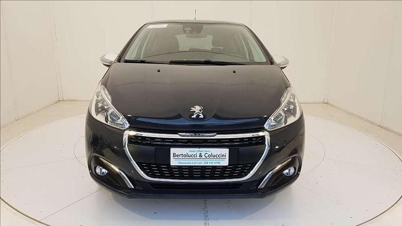 Usata Peugeot 208 Active 82 CV (60 kW) 2019 Nero metallizzato Utilitaria