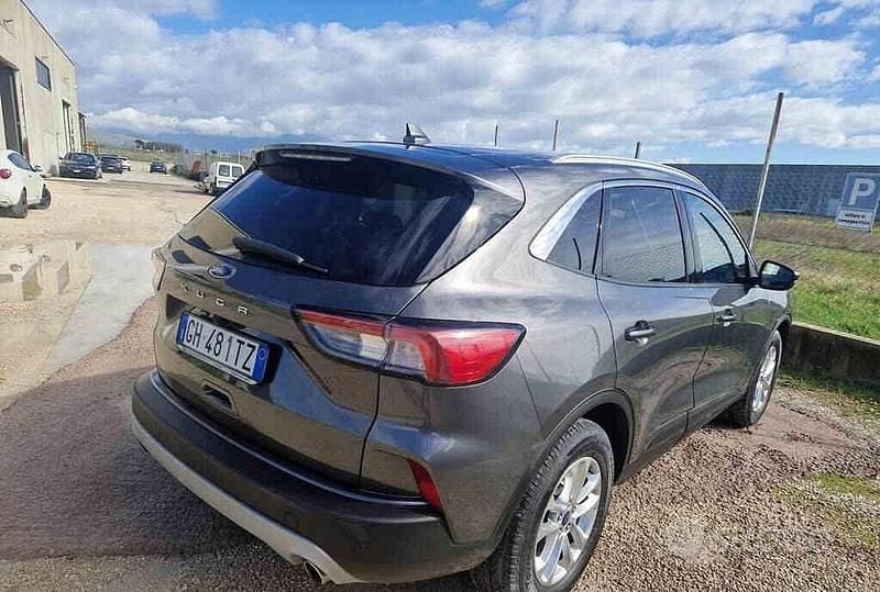 Usata Ford Kuga Business Edition 120 CV (88 kW) 2022 Grigio SUV