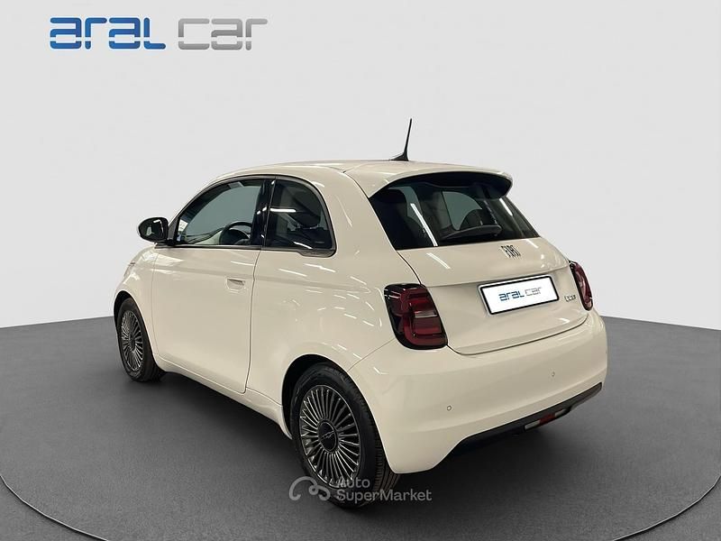 Occasion Fiat 500e Passion 86 kW (118 PK) 2021 Wit Sedan