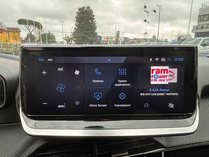Usata Peugeot 208 Allure 101 CV (74 kW) 2025 Grigio Utilitaria