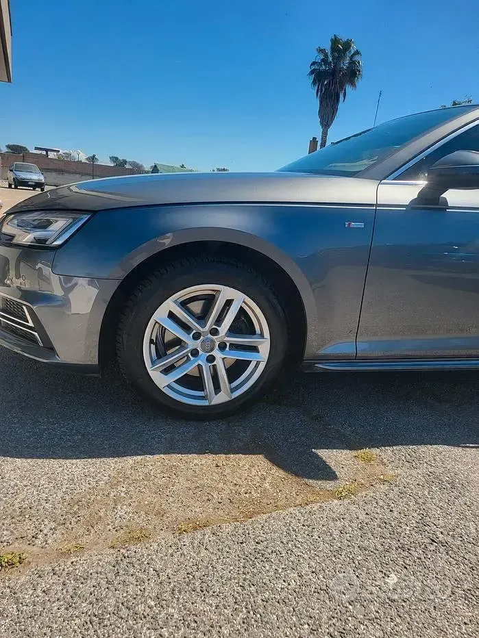 Usata Audi A4 Sport 150 CV (110 kW) 2017 Grigio Berlina