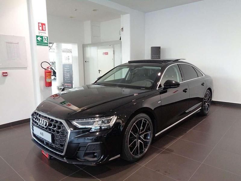 Nero Nuova 2025 Audi A8 Tre volumi | 108.000 € (Ottimo prezzo) - Immagine 1/4