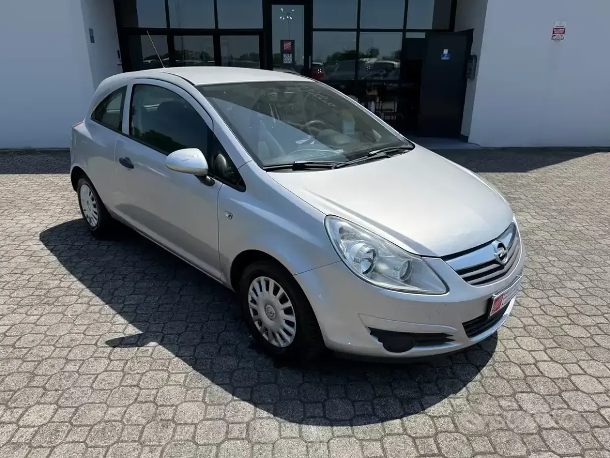 Usata Opel Corsa Enjoy 80 CV (58 kW) 2008 Grigio Utilitaria