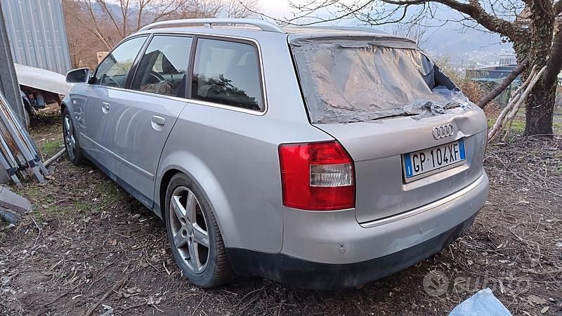 Usata Audi A4 180 CV (132 kW) 2001 Grigio Station wagon