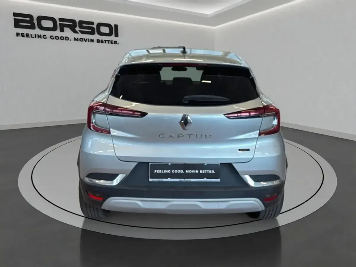 Usata Renault Captur Techno 94 CV (69 kW) 2023 Argento met. SUV