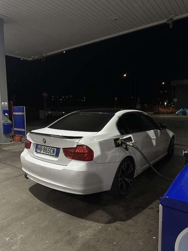 Usata BMW 320 M Sport 184 CV (135 kW) 2011 Berlina