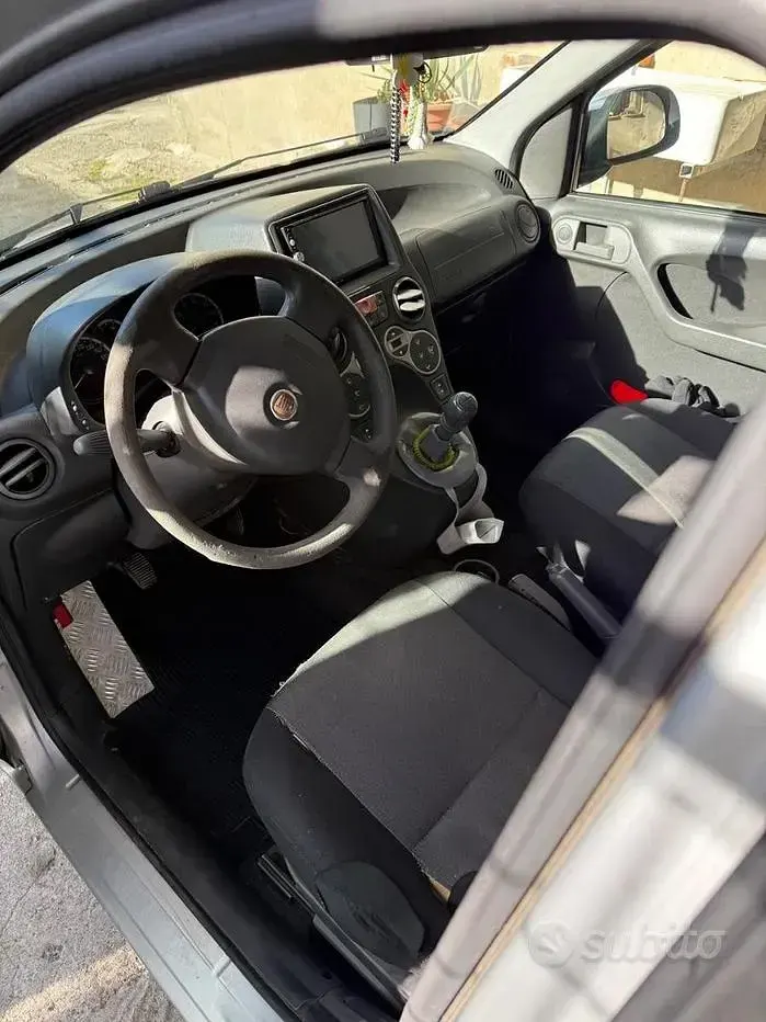 Usata Fiat Panda 69 CV (50 kW) 2011 Grigio Utilitaria