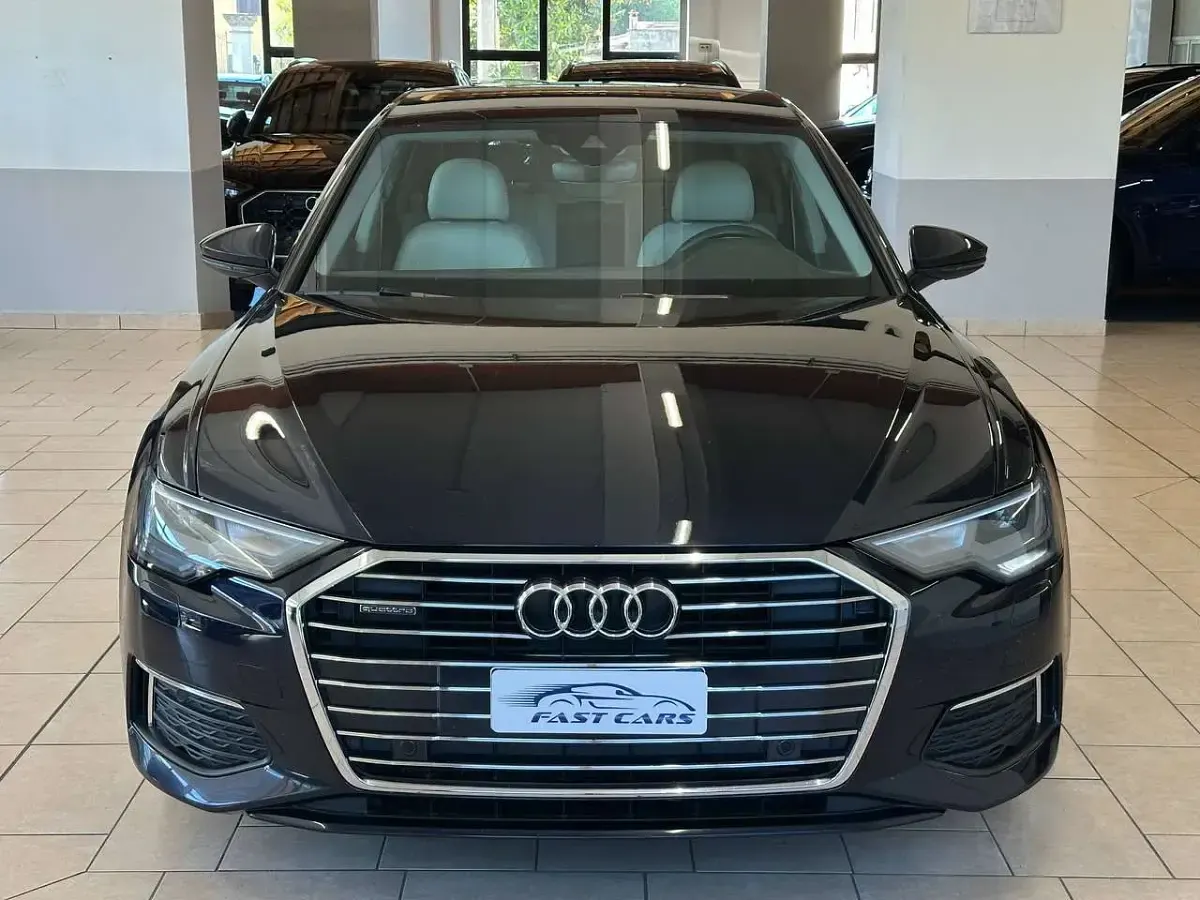 Usata Audi A6 Design 286 CV (210 kW) 2019 Blu/azzurro Berlina