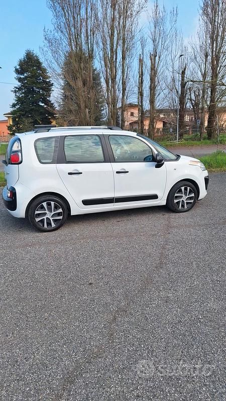 Usata Citroën C3 Picasso Exclusive 101 CV (74 kW) 2016 Bianco Monovolume