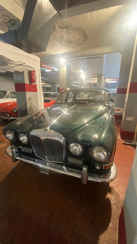 Verde Usata 1968 Daimler Sovereign Tre volumi | 8000 € - Immagine 1/4