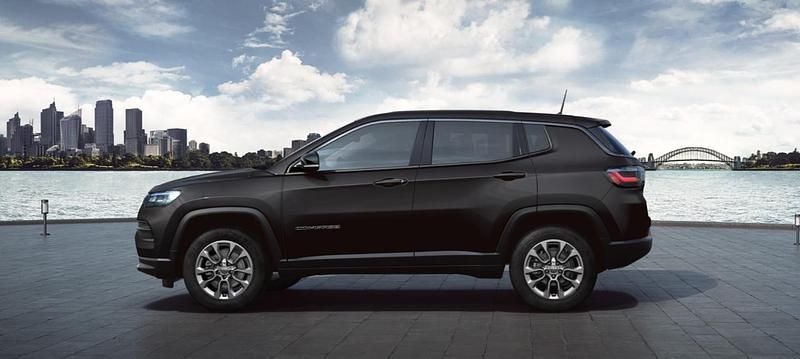 Occasion Jeep Compass Altitude 131 ch (96 kW) 2024 Noir SUV